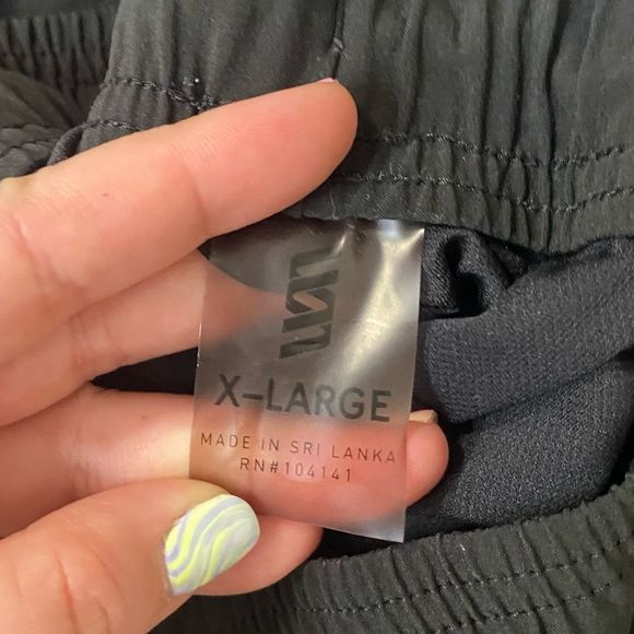 Not so Mysterious Mystery box Size Large - Picture 3 of 4